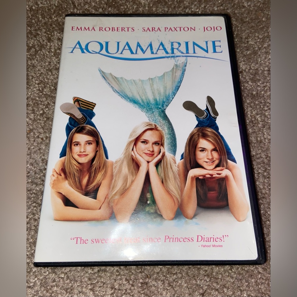 Set of 2 DVDs. Aquamarine and Sisterhood of the Traveling Pants
